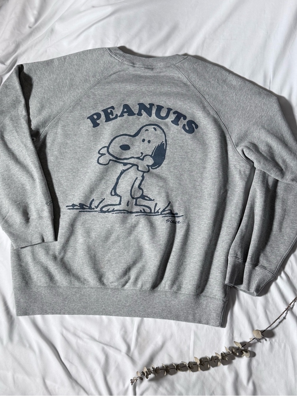 Uniqlo UT x Peanuts Snoopy Crewneck Sweatshirt | Grey | Medium